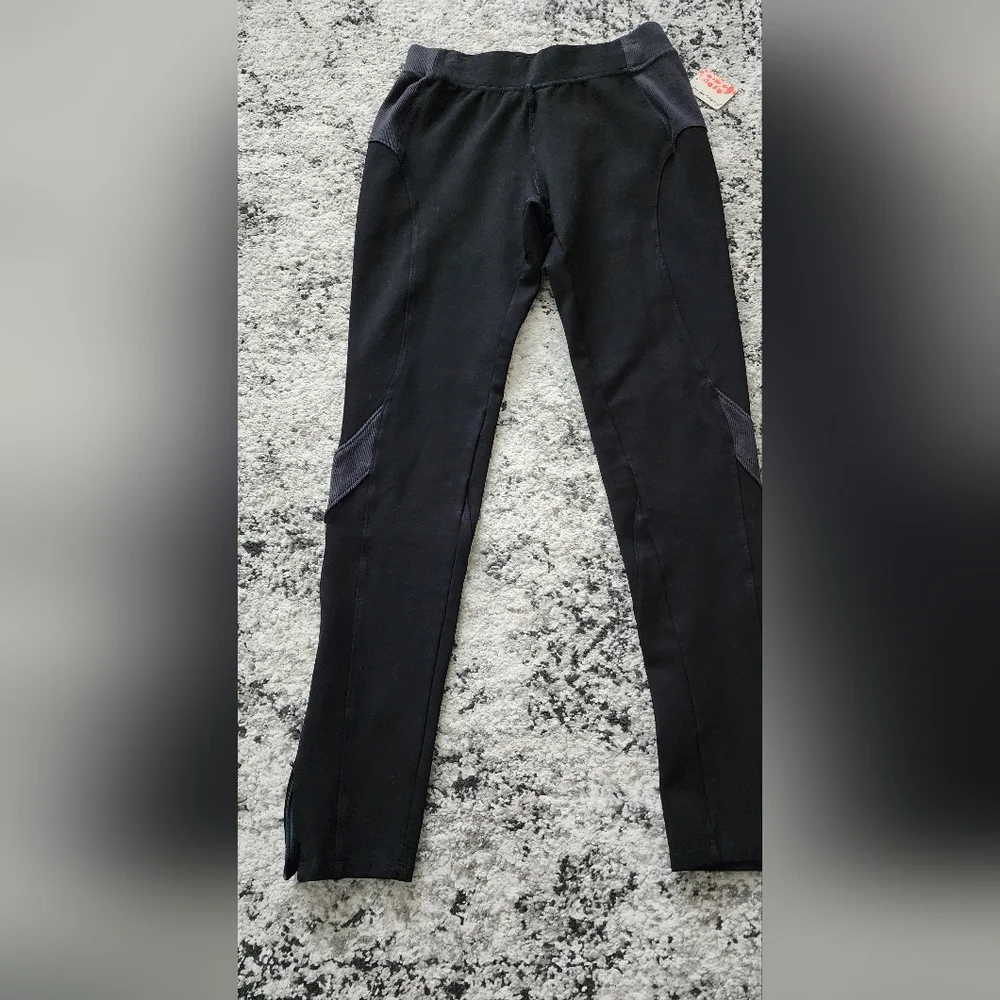 Free People FP Movement Leggings Black and Gray Womens Size XS NWT